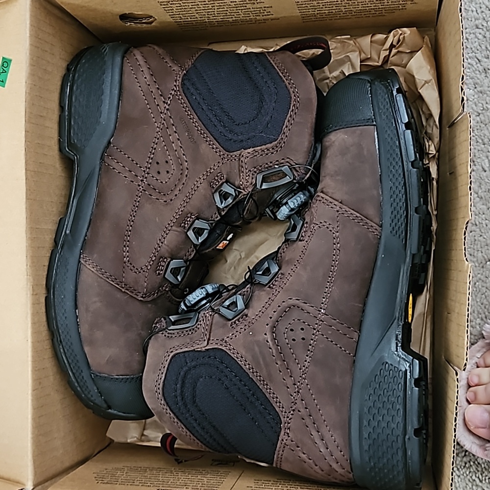Red wing steel toe boots